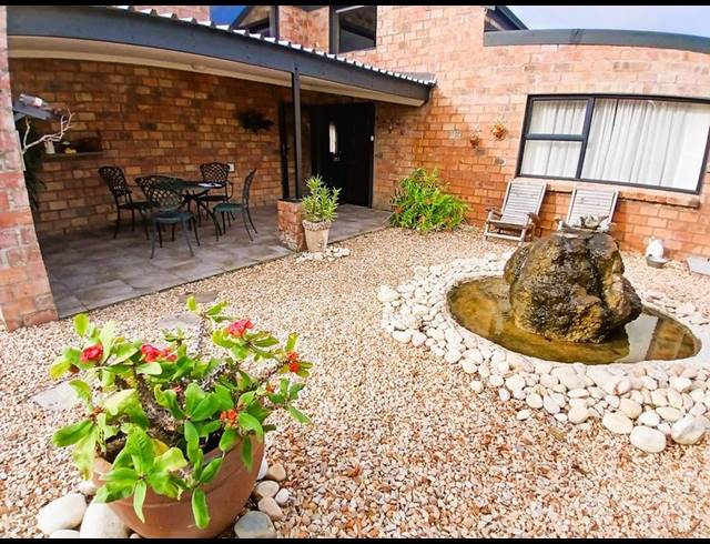 3 BEDROOM HOUSE FOR SALE IN STILBAAI-WES